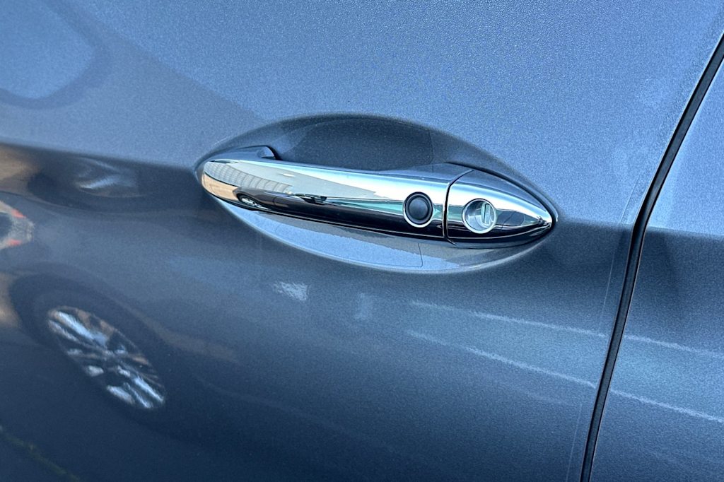 Thumbnail: 2019 Honda Pilot - 21