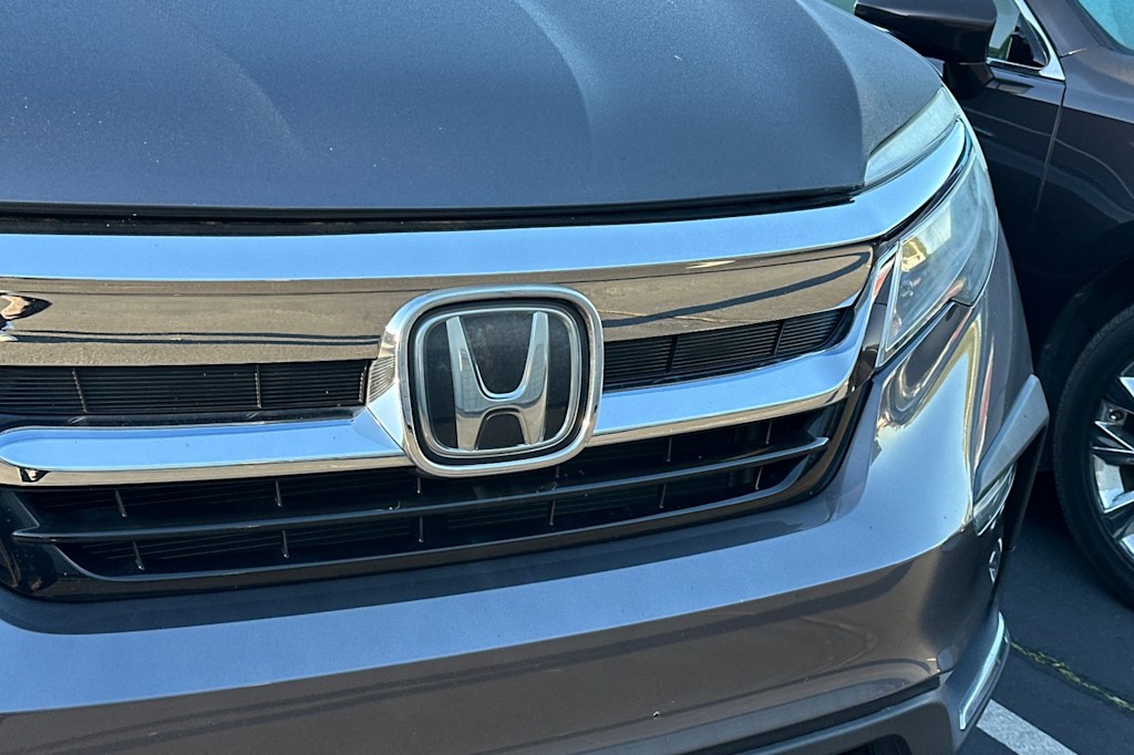 Thumbnail: 2019 Honda Pilot - 13