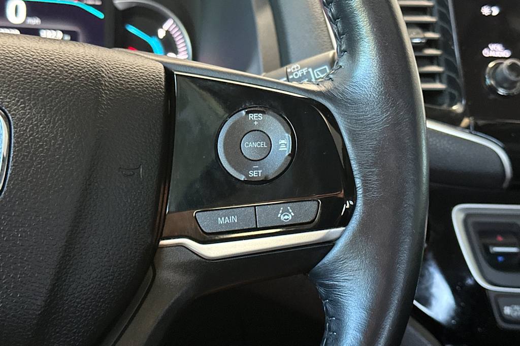 Thumbnail: 2019 Honda Pilot - 33