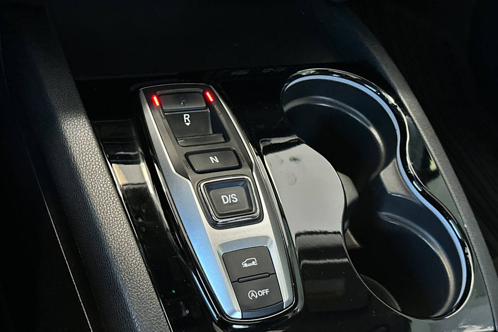 Thumbnail: 2019 Honda Pilot - 15