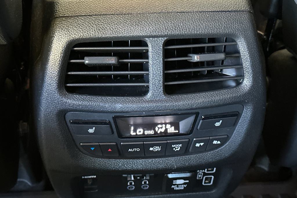 Thumbnail: 2019 Honda Pilot - 24