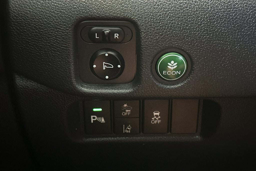 Thumbnail: 2019 Honda Pilot - 36