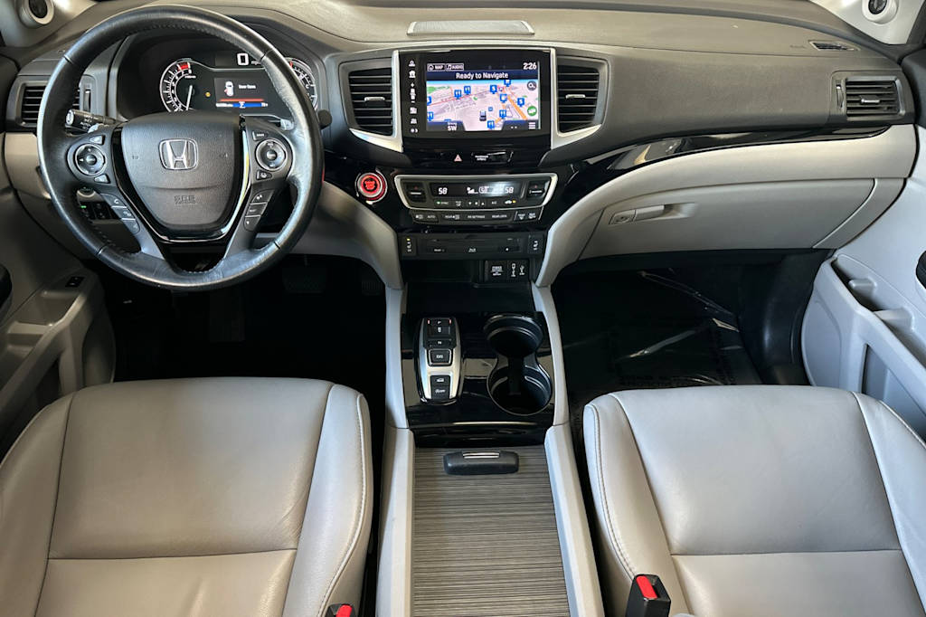 Thumbnail: 2017 Honda Pilot - 2