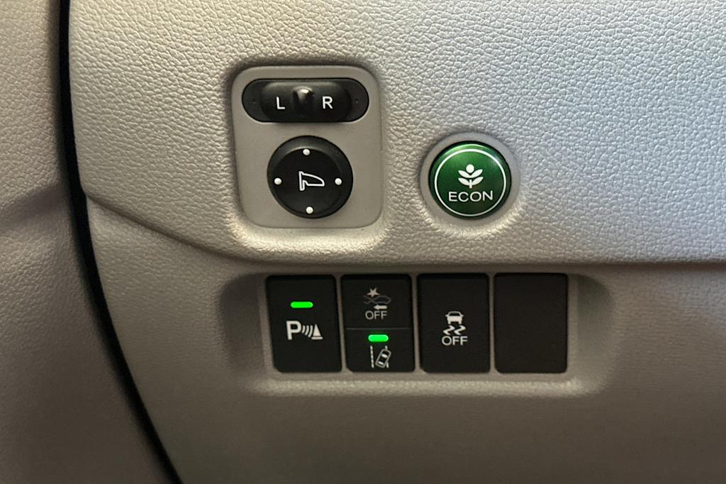 Thumbnail: 2019 Honda Pilot - 36