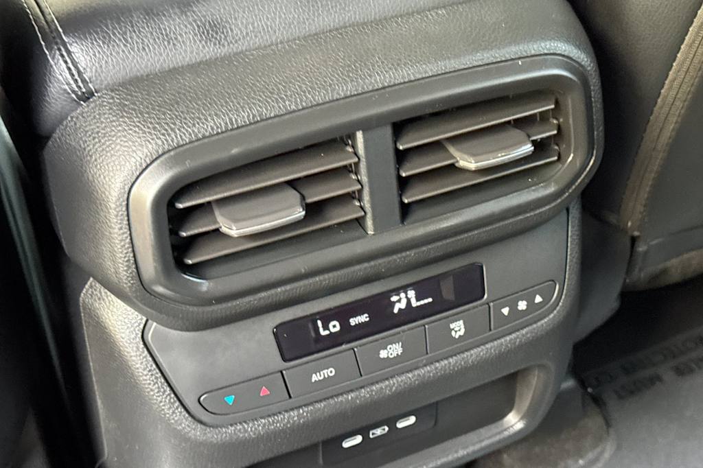 Thumbnail: 2024 Honda Pilot - 24