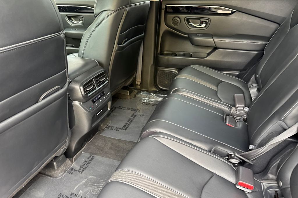 Thumbnail: 2024 Honda Pilot - 11