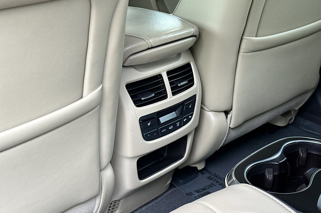 Thumbnail: 2017 Acura MDX - 23