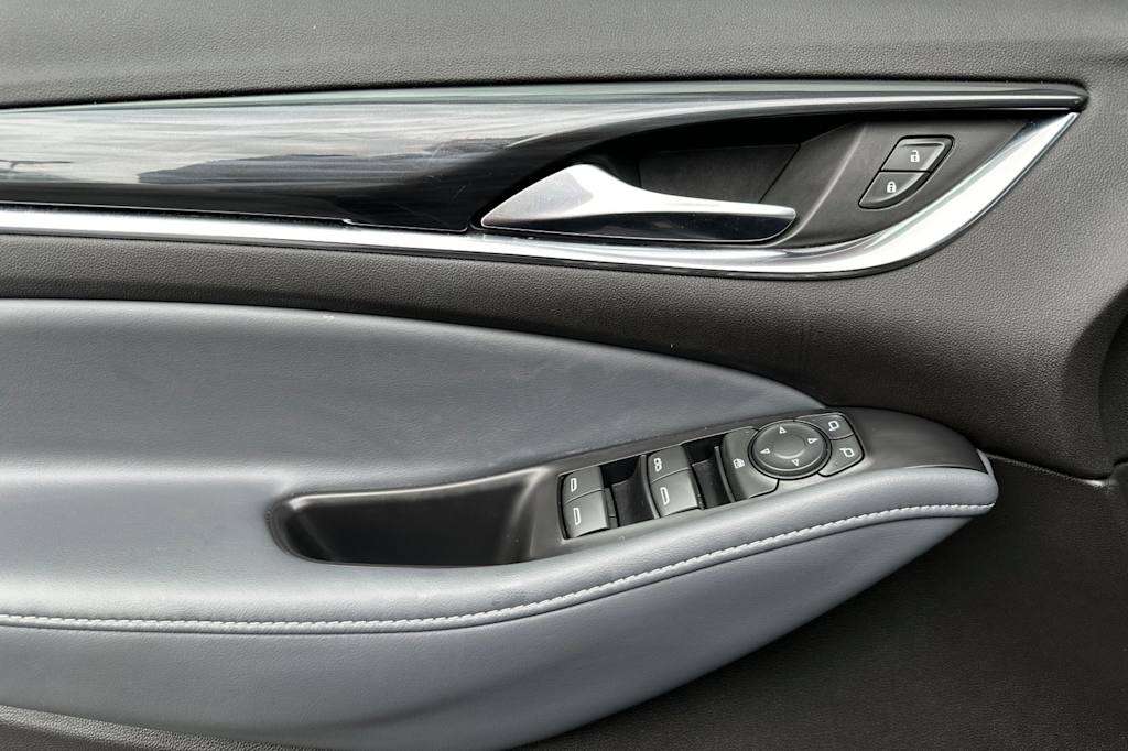 Thumbnail: 2021 Buick Enclave - 22