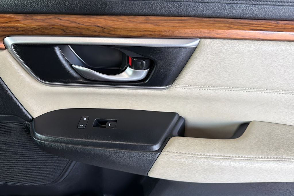 Thumbnail: 2019 Honda CR-V - 25