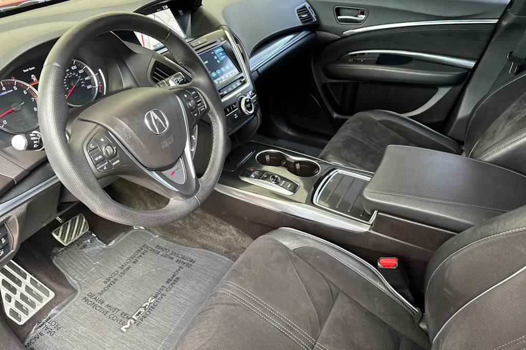 Thumbnail: 2019 Acura MDX - 9