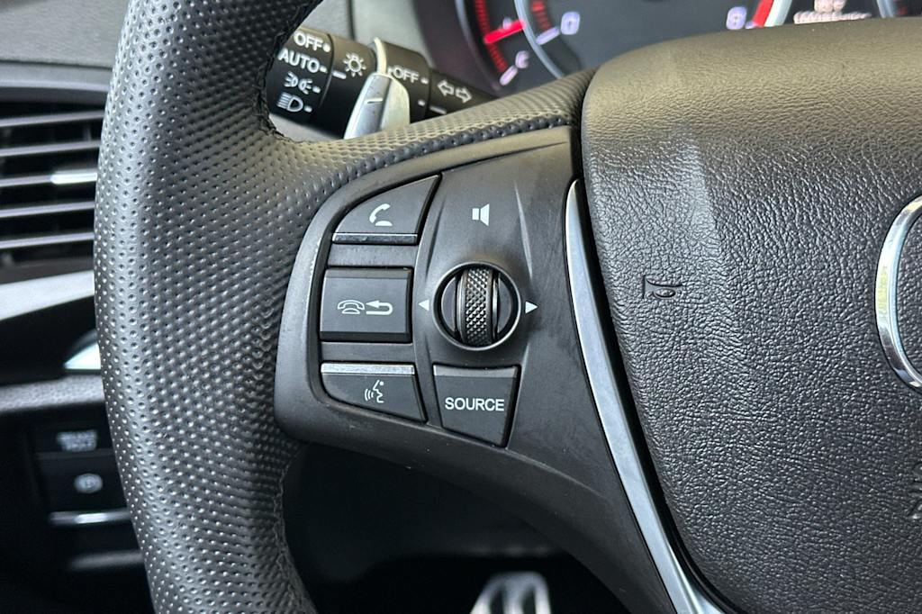 Thumbnail: 2019 Acura MDX - 32