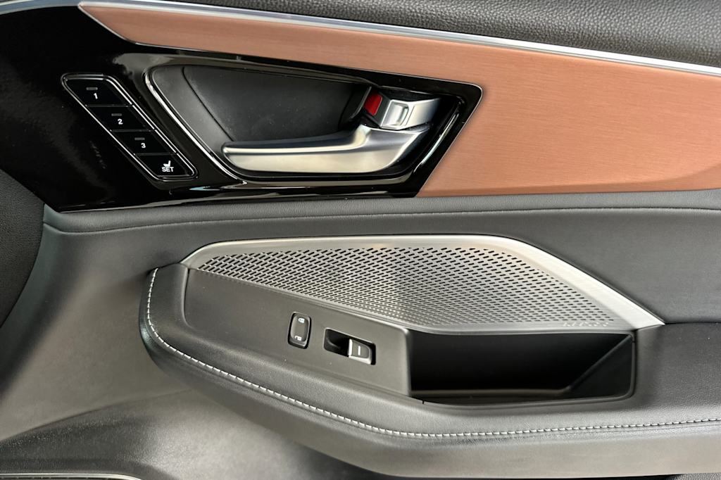 Thumbnail: 2022 Acura MDX - 25