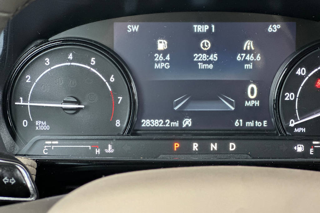 Thumbnail: 2022 Lincoln Corsair - 31