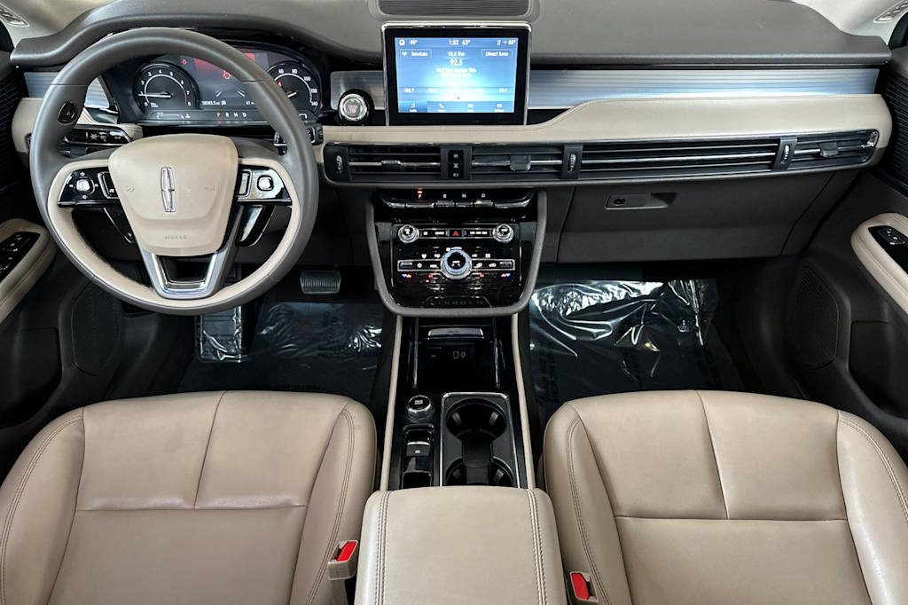 Thumbnail: 2022 Lincoln Corsair - 2