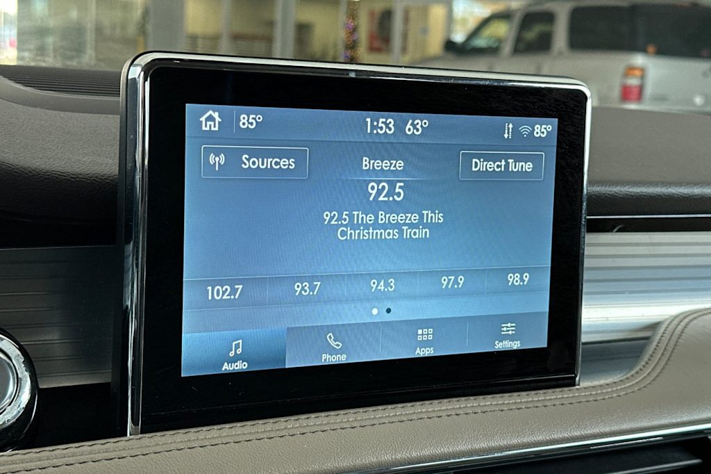 Thumbnail: 2022 Lincoln Corsair - 12