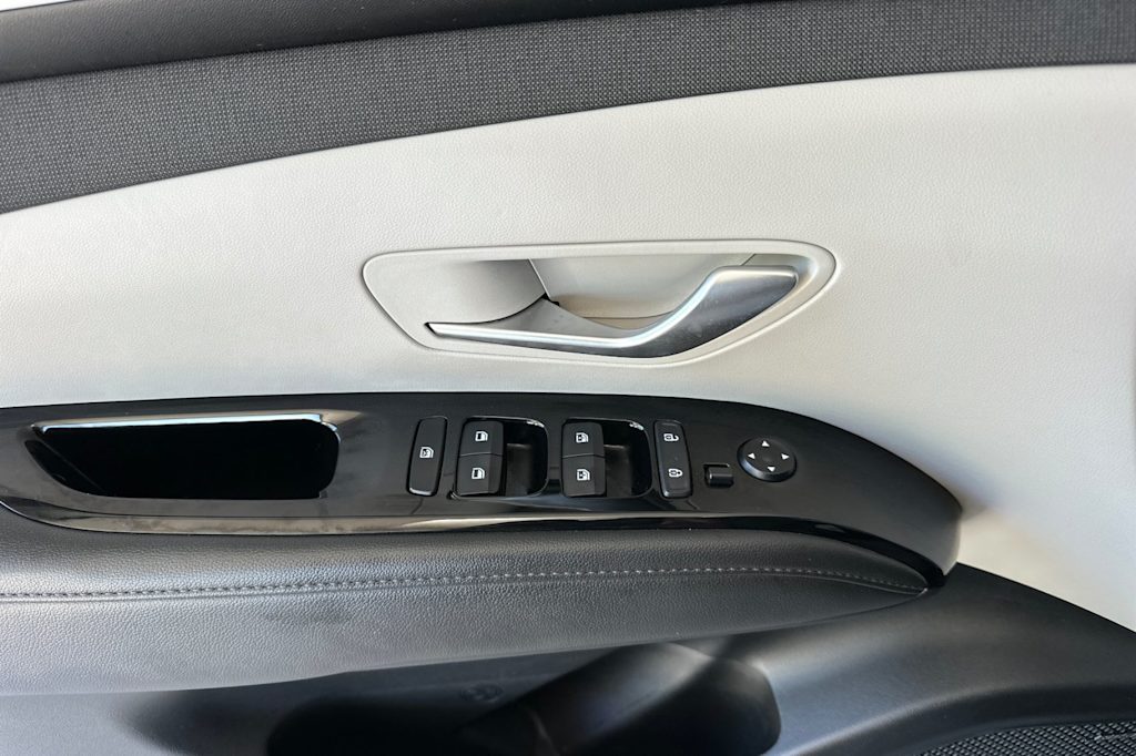 Thumbnail: 2022 Hyundai Tucson - 22