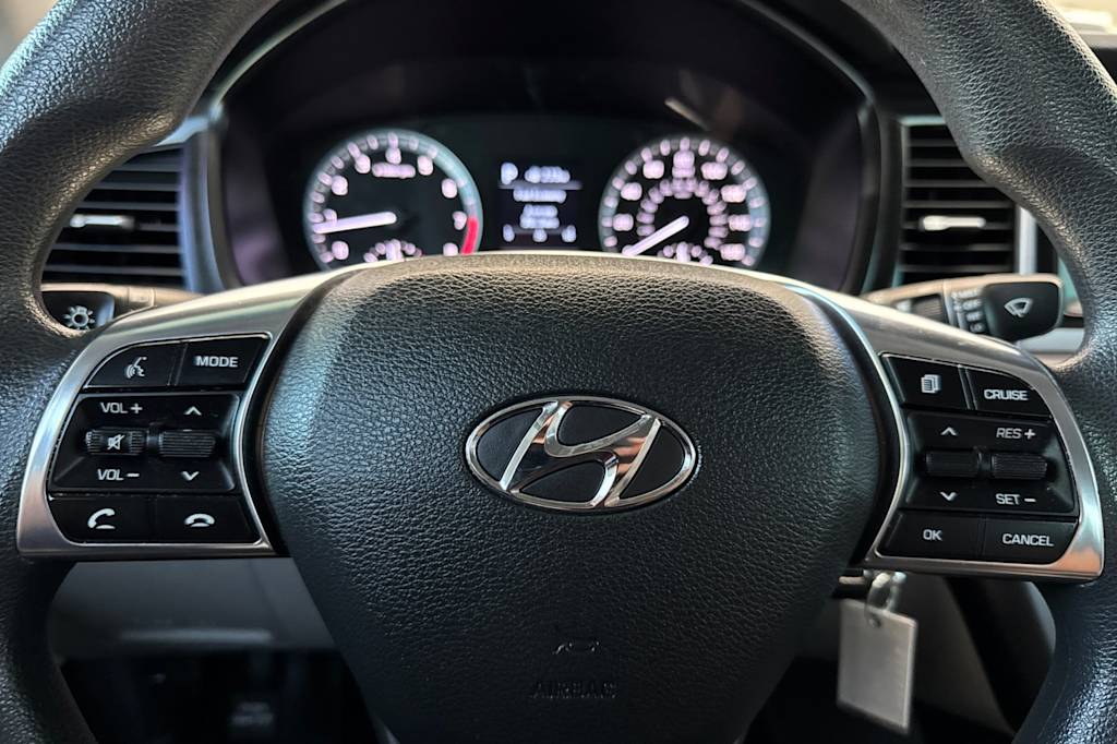 Thumbnail: 2018 Hyundai Sonata - 26