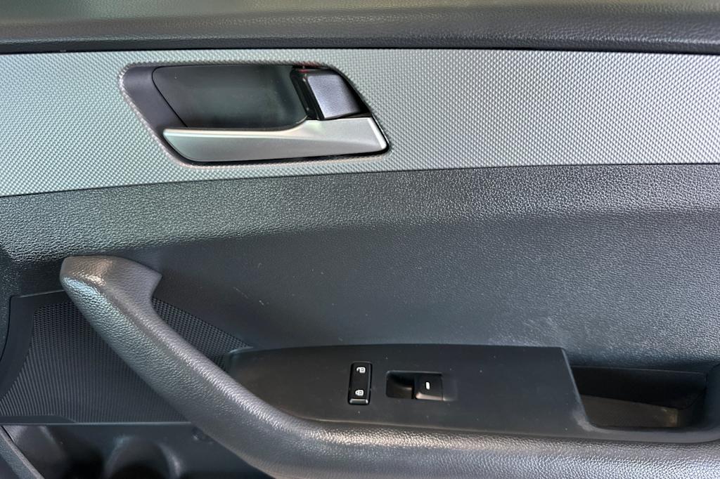 Thumbnail: 2019 Hyundai Sonata - 23