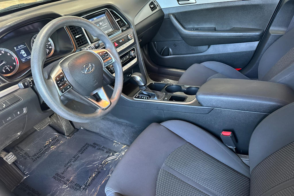 Thumbnail: 2019 Hyundai Sonata - 9