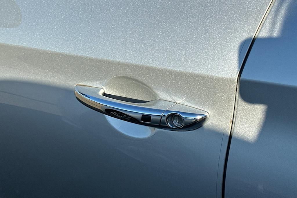 Thumbnail: 2015 Hyundai Sonata - 19