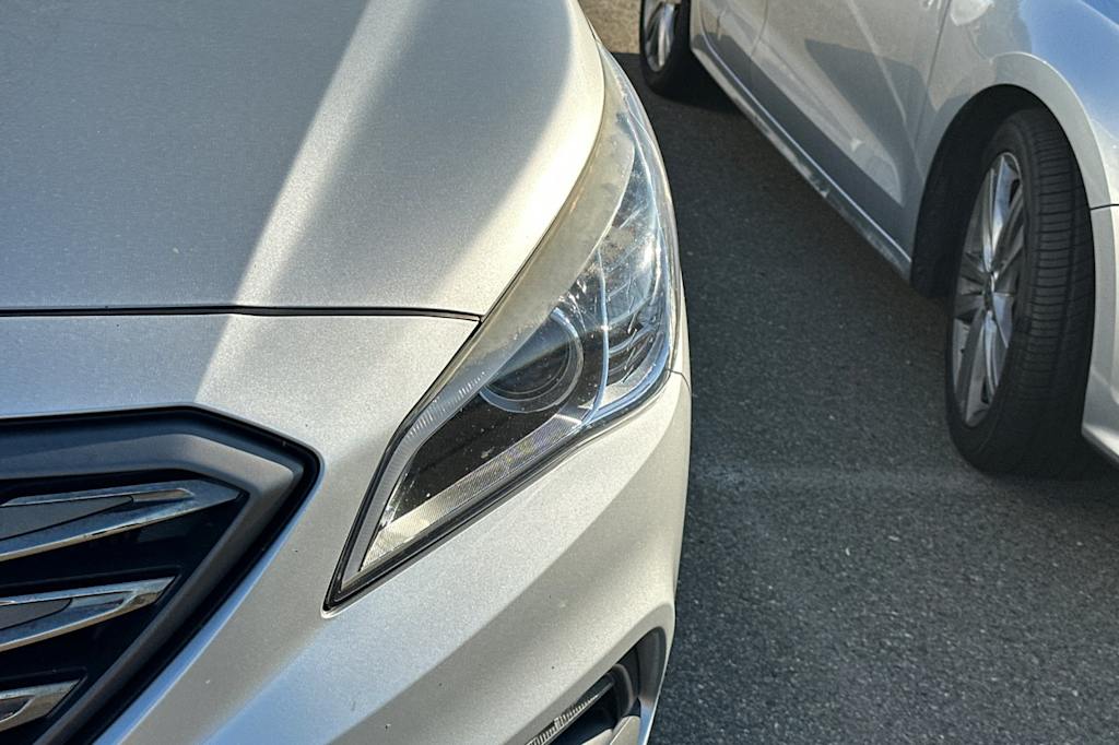 Thumbnail: 2015 Hyundai Sonata - 12