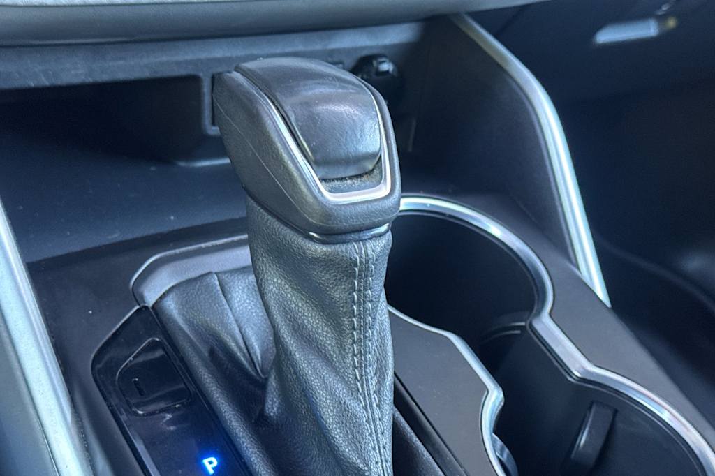 Thumbnail: 2022 Toyota Highlander - 15