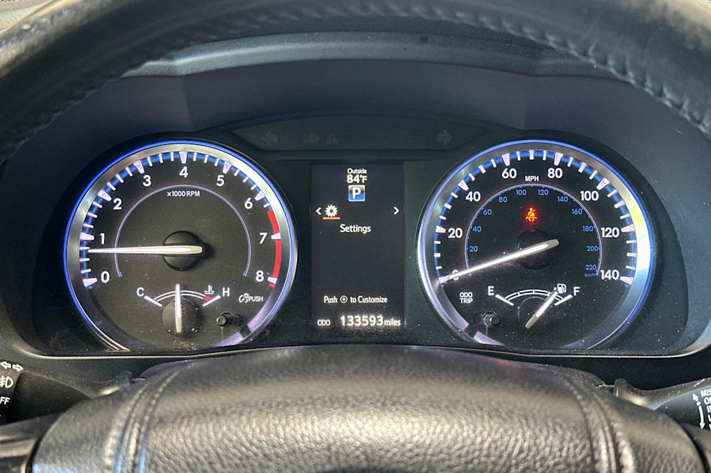 Thumbnail: 2014 Toyota Highlander - 15