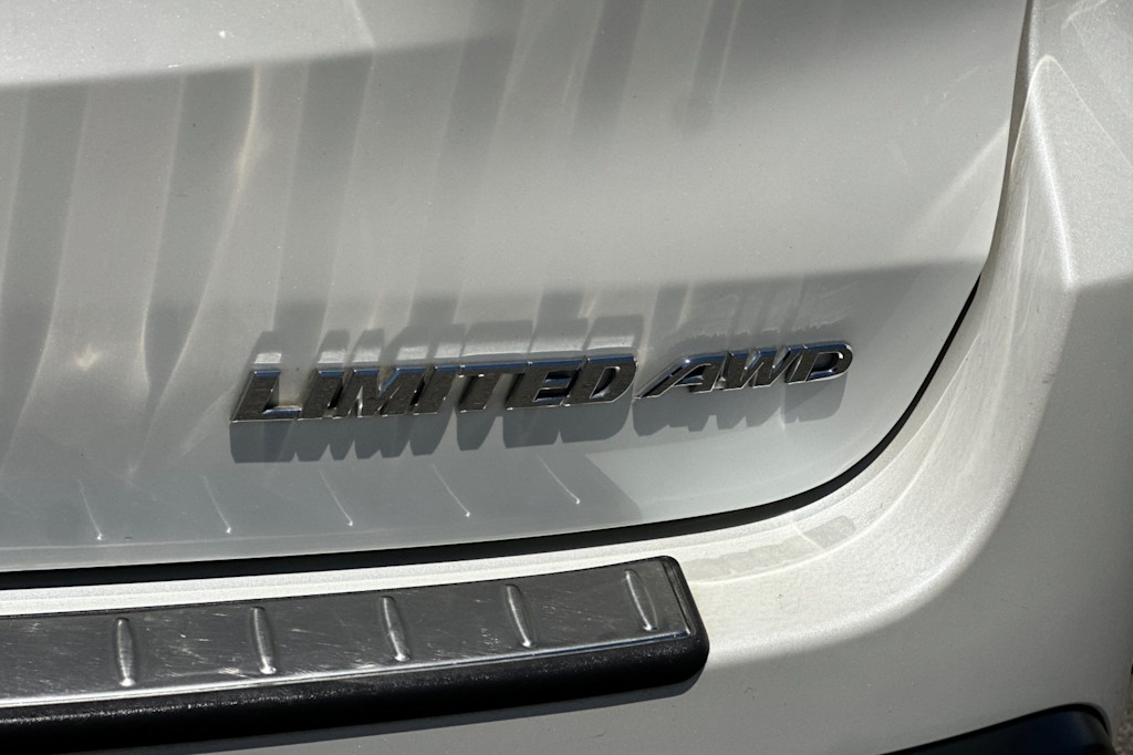 Thumbnail: 2014 Toyota Highlander - 36