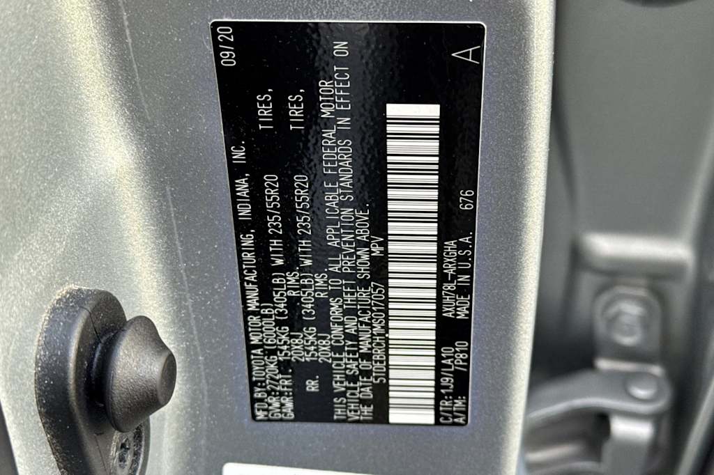 Thumbnail: 2021 Toyota Highlander - 17