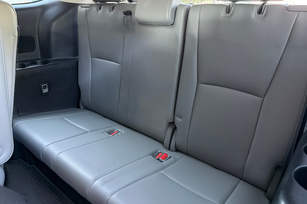 Thumbnail: 2021 Toyota Highlander - 22