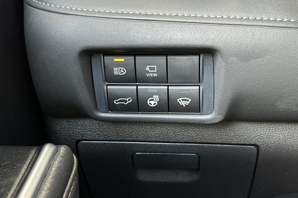 Thumbnail: 2021 Toyota Highlander - 34