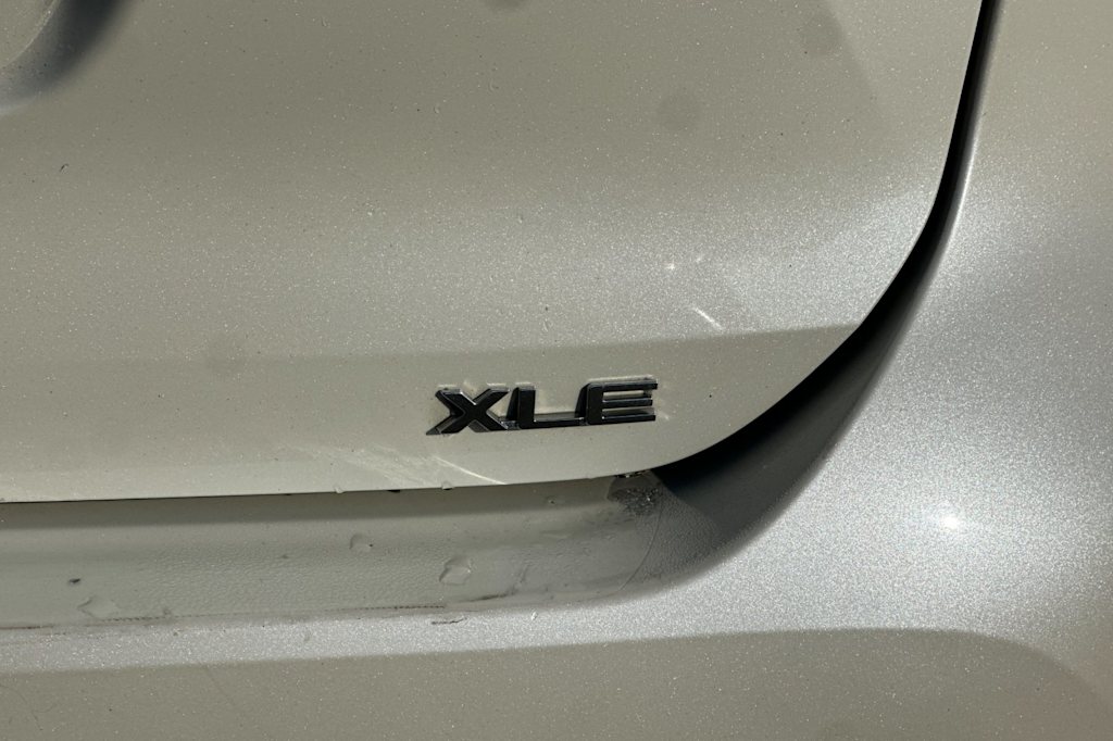 Thumbnail: 2020 Toyota Highlander - 7