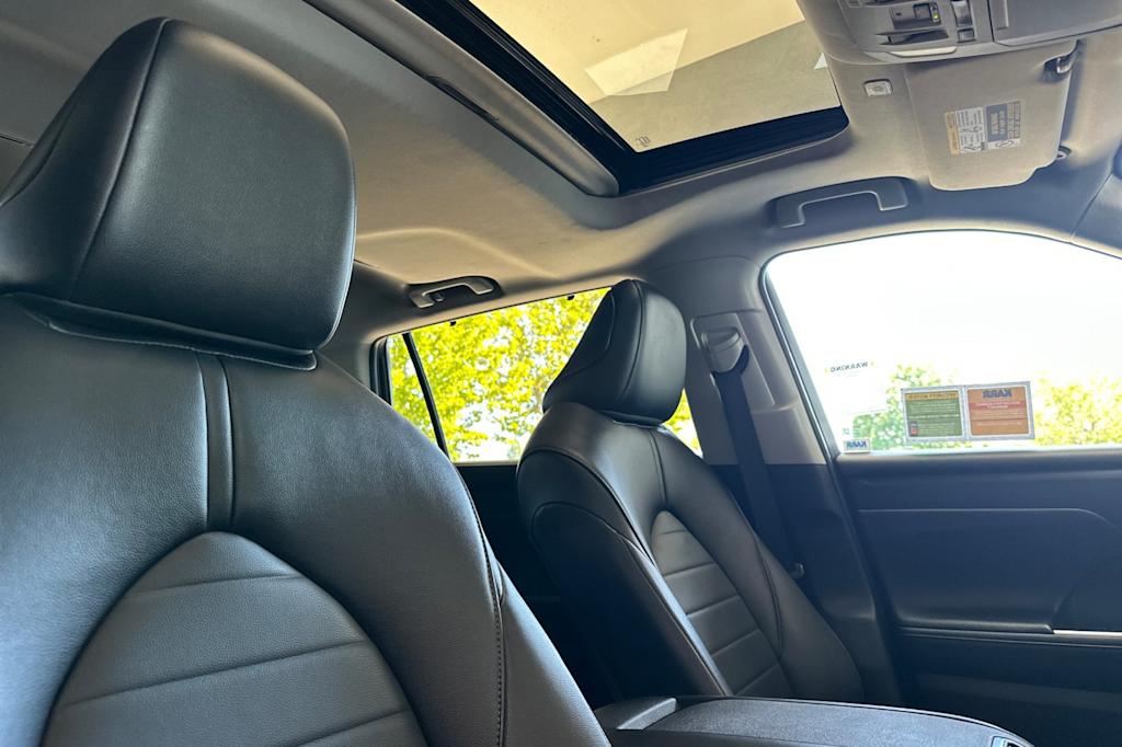 Thumbnail: 2024 Toyota Highlander - 24