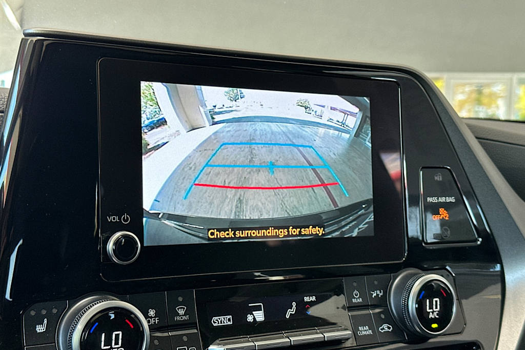 Thumbnail: 2024 Toyota Highlander - 26