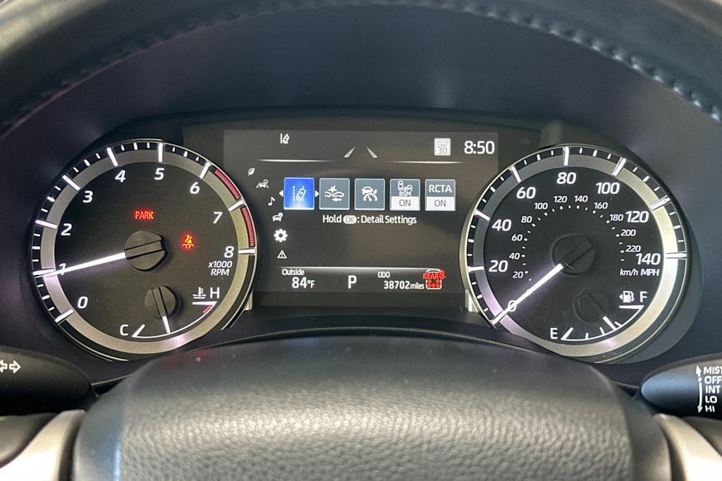 Thumbnail: 2024 Toyota Highlander - 15