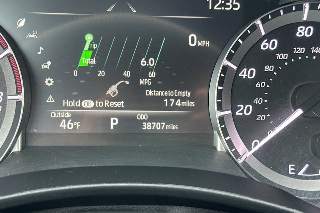 Thumbnail: 2024 Toyota Highlander - 32