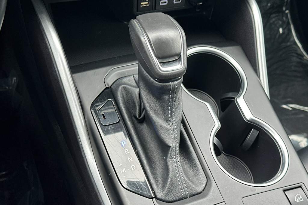 Thumbnail: 2024 Toyota Highlander - 27