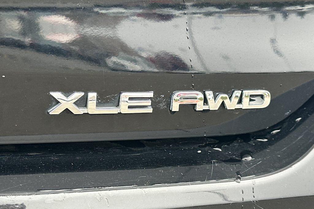 Thumbnail: 2024 Toyota Highlander - 7