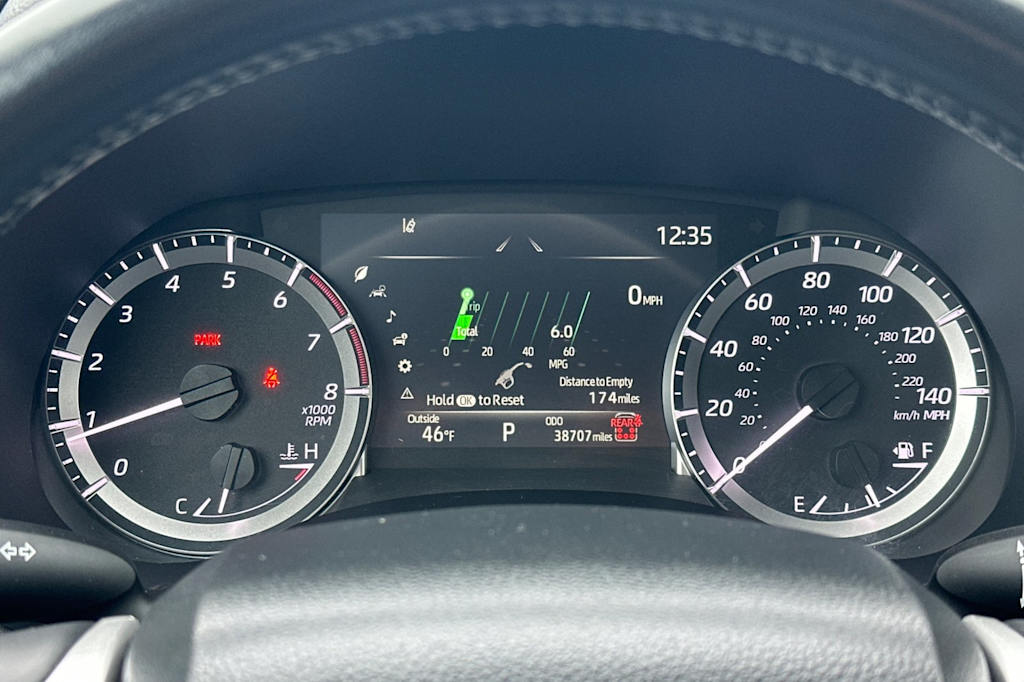 Thumbnail: 2024 Toyota Highlander - 16