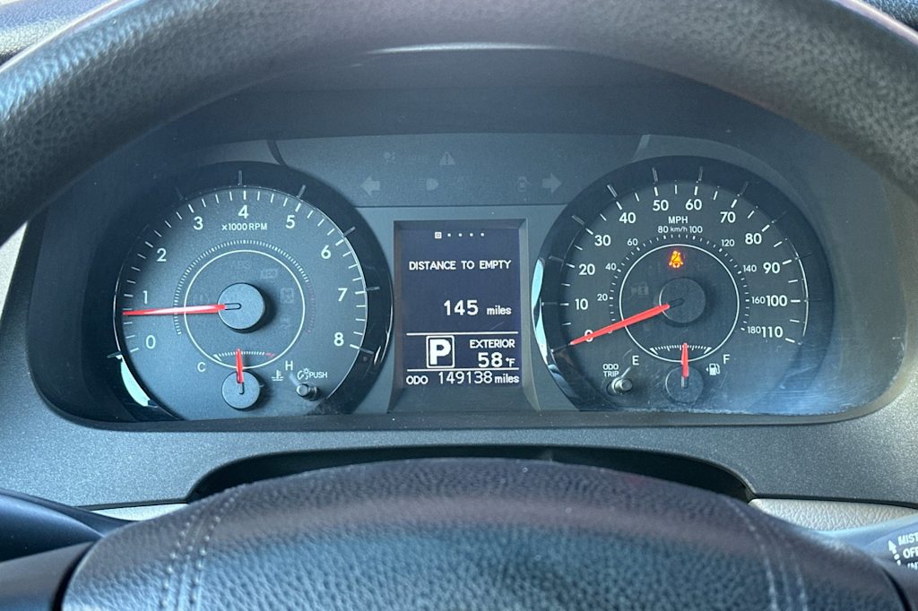 Thumbnail: 2015 Toyota Sienna - 15