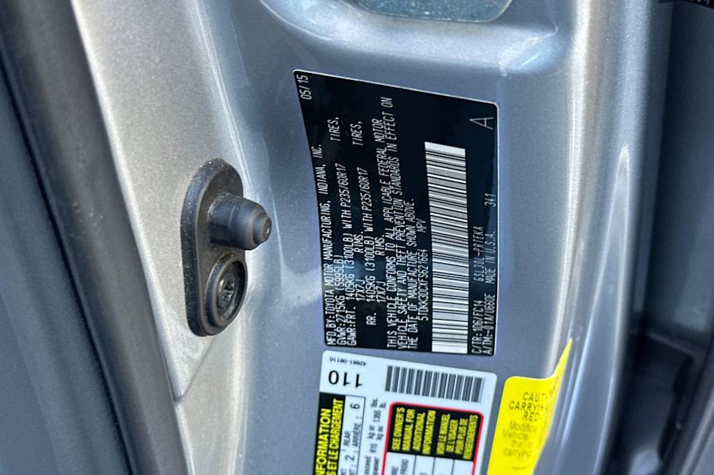 Thumbnail: 2015 Toyota Sienna - 33