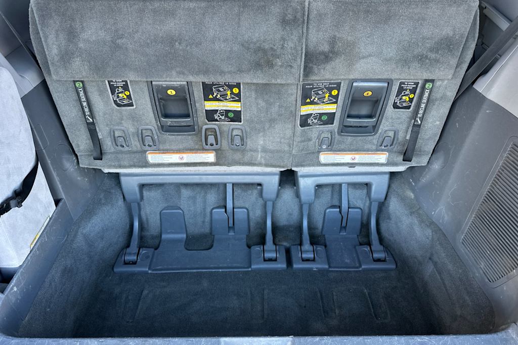 Thumbnail: 2015 Toyota Sienna - 16