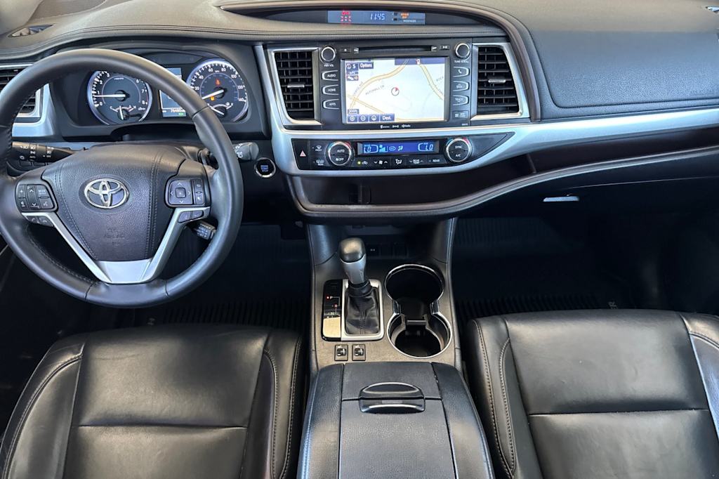 Thumbnail: 2018 Toyota Highlander - 2