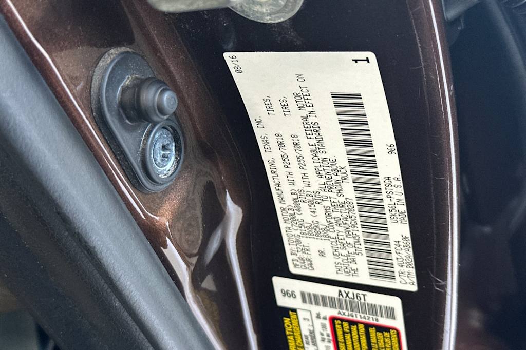 Thumbnail: 2016 Toyota Tundra - 16