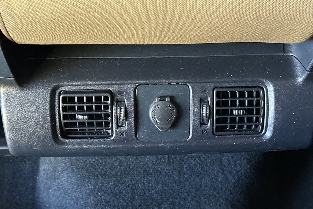 Thumbnail: 2016 Toyota Tundra - 22