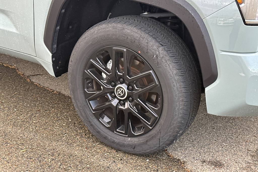 Thumbnail: 2024 Toyota Tundra - 6