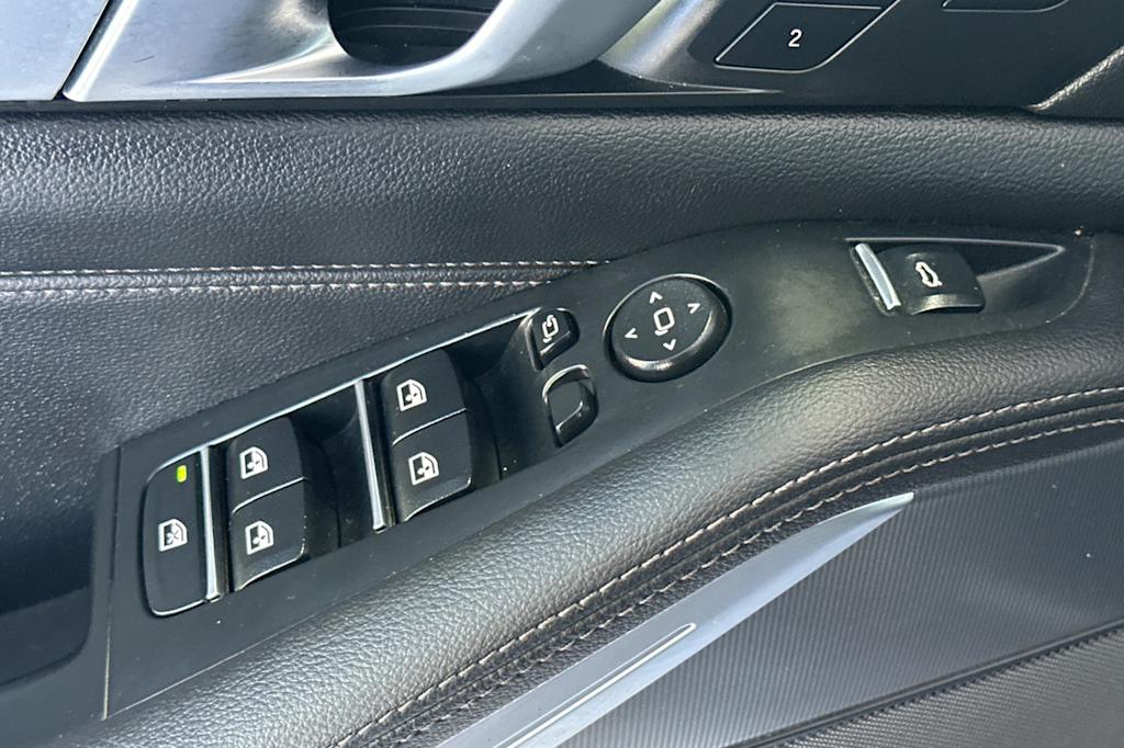 Thumbnail: 2020 BMW X5 - 24