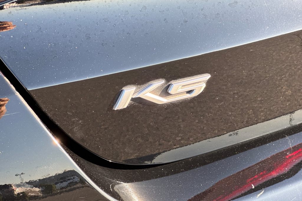Thumbnail: 2022 Kia K5 - 32