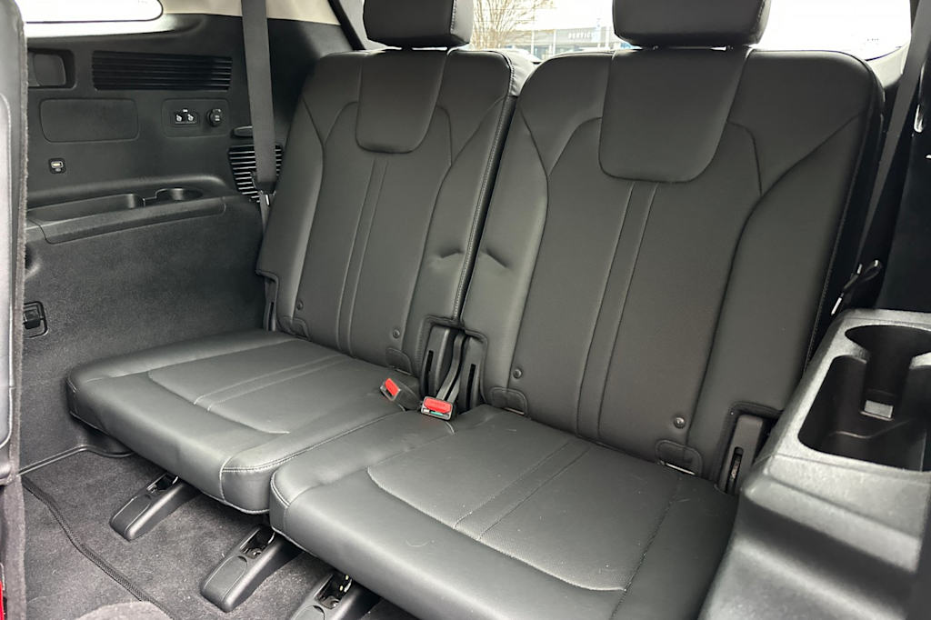 Thumbnail: 2022 Kia Sorento - 24