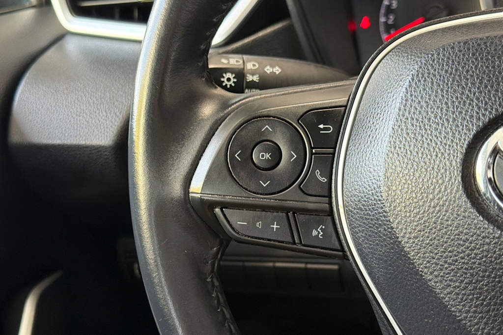 Thumbnail: 2021 Toyota Corolla - 27